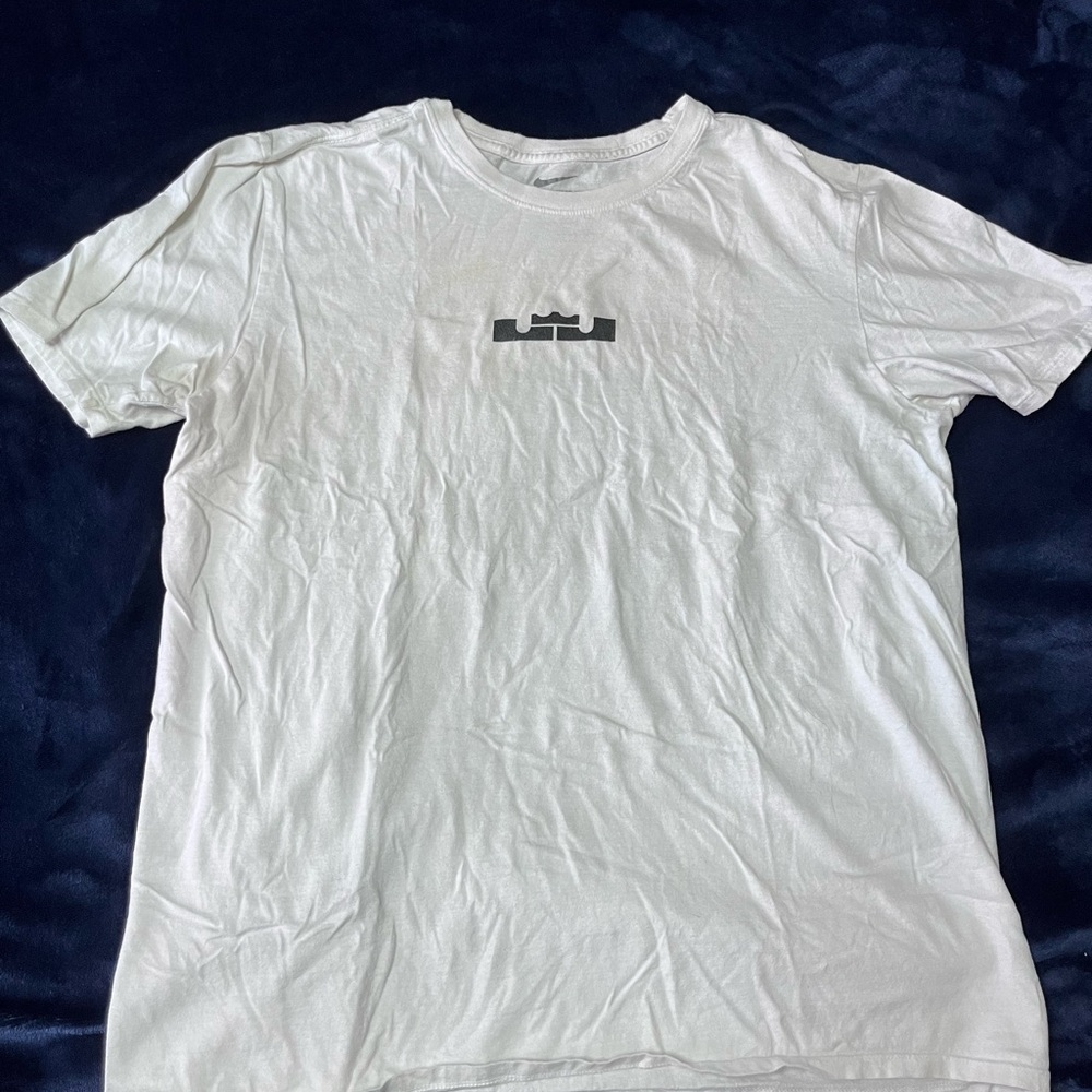 Lebron t-shirt